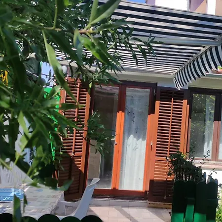 Appartement Tessa 77