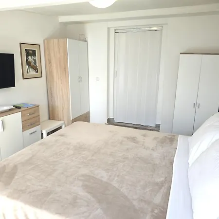 Tessa 77 Apartman